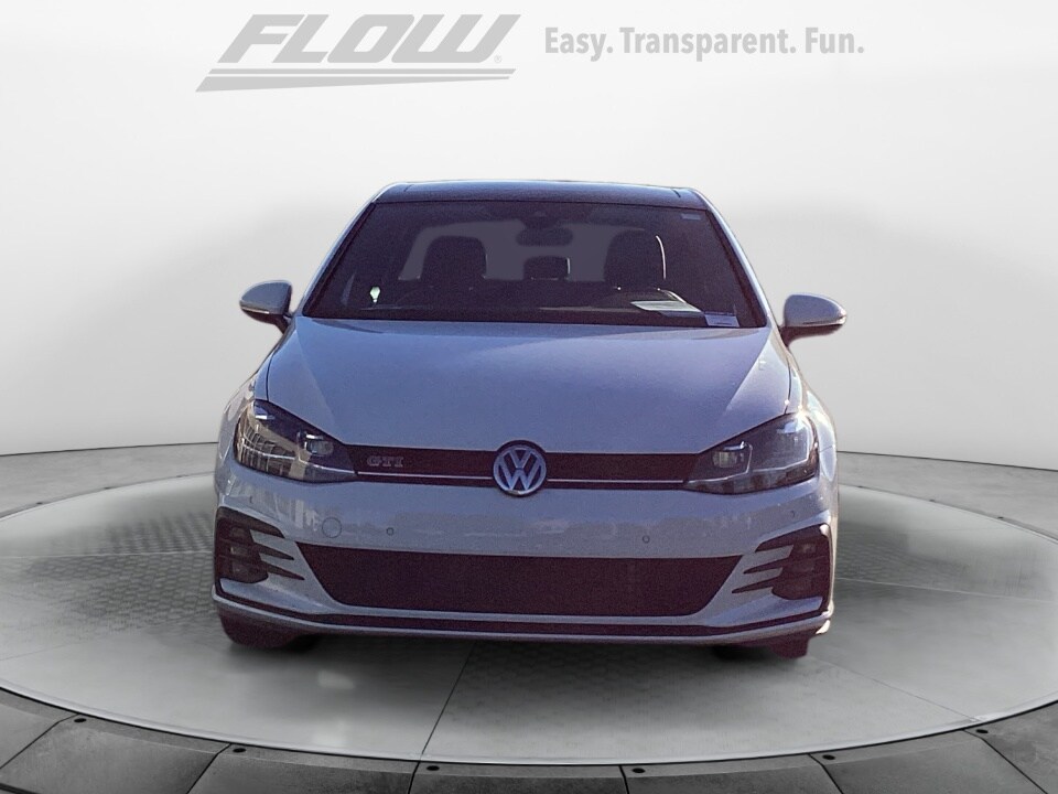 2020 Volkswagen Golf GTI Autobahn photo 2