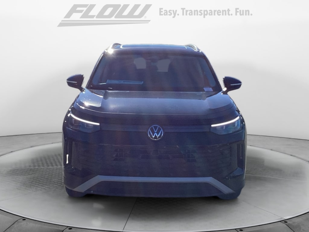 New 2026 Volkswagen Tiguan 2.0T SE SUV