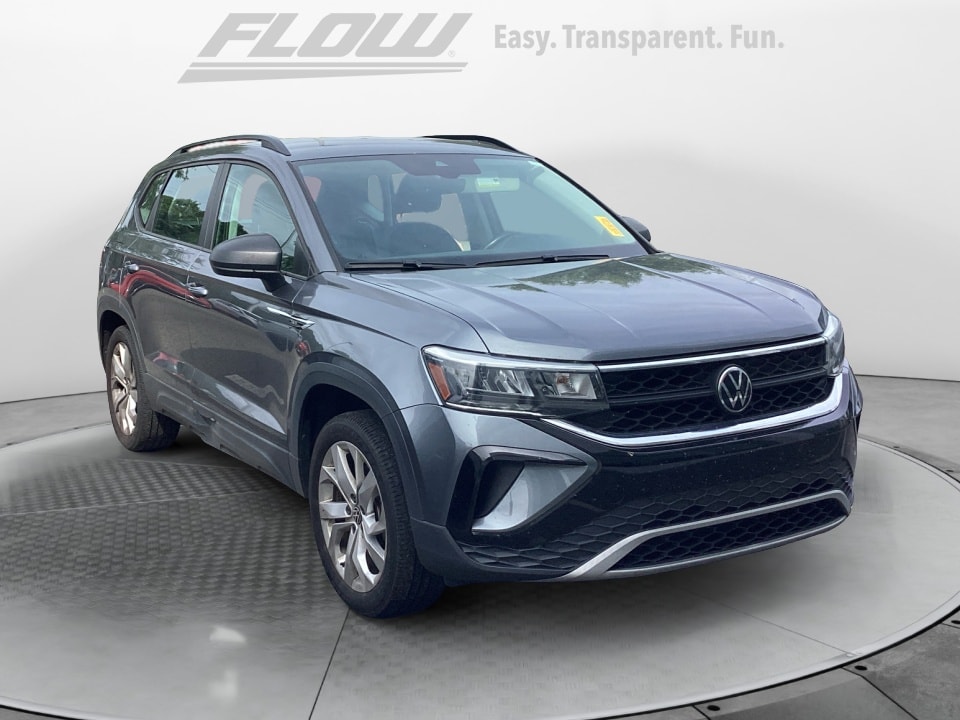 2023 Volkswagen Taos 1.5T S 4Motion's photo