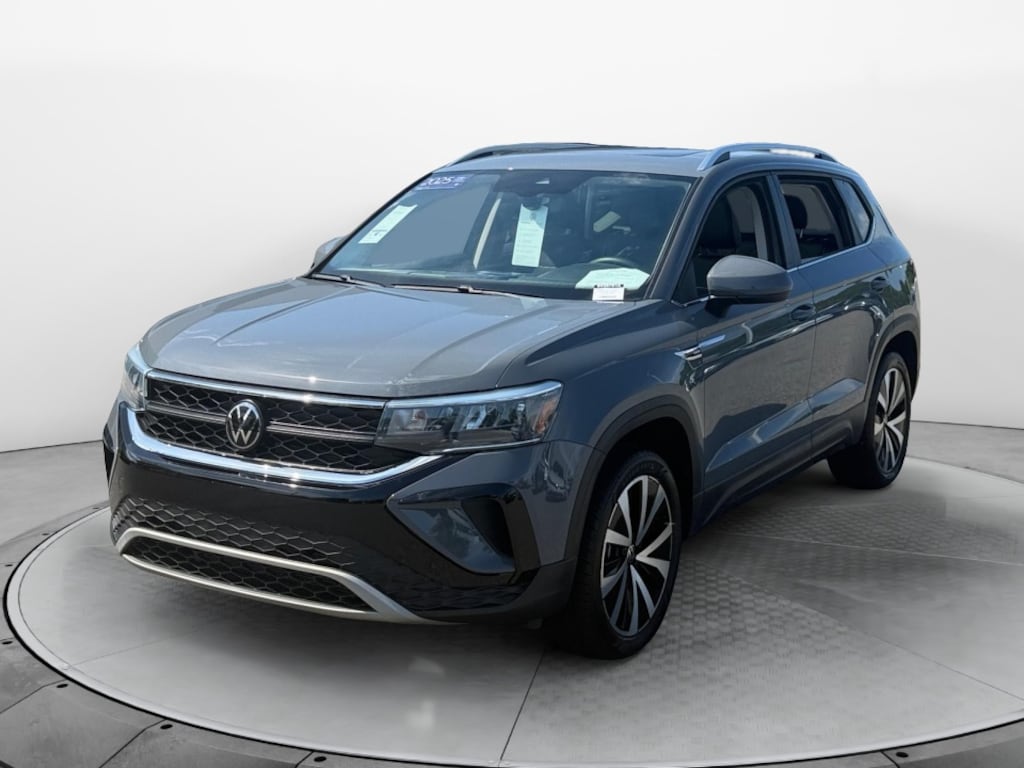 Used 2023 Volkswagen Taos SE SUV