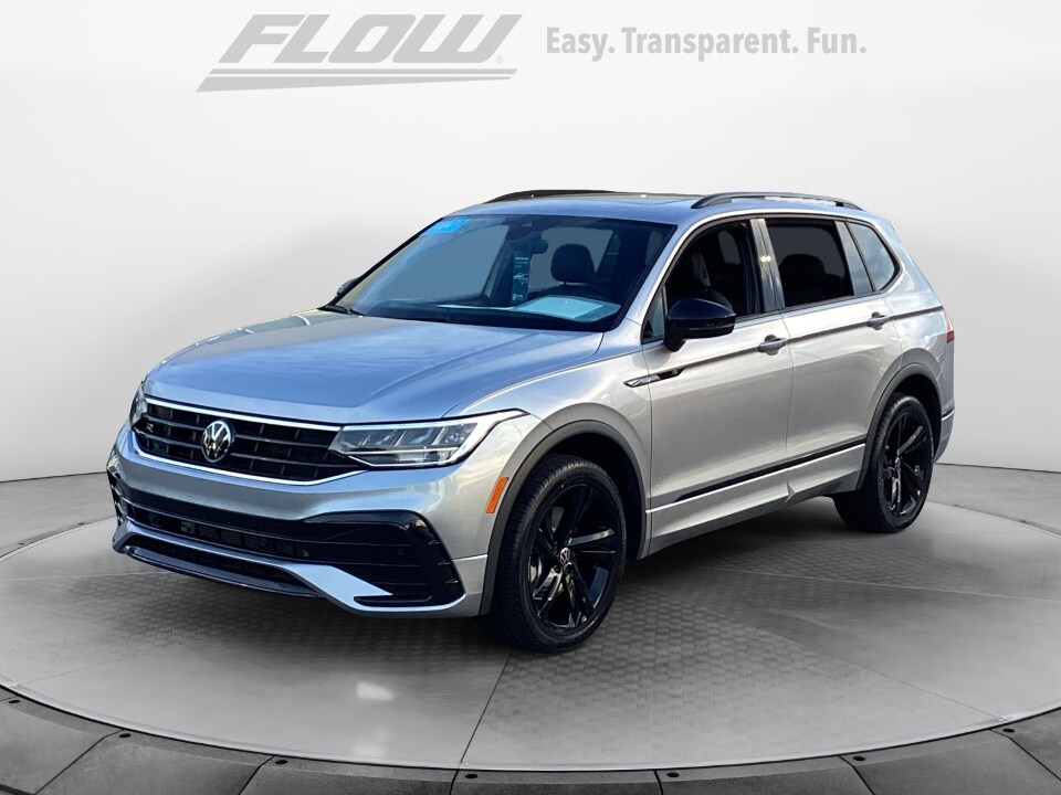 2024 Volkswagen Tiguan SE R-Line Black photo 2