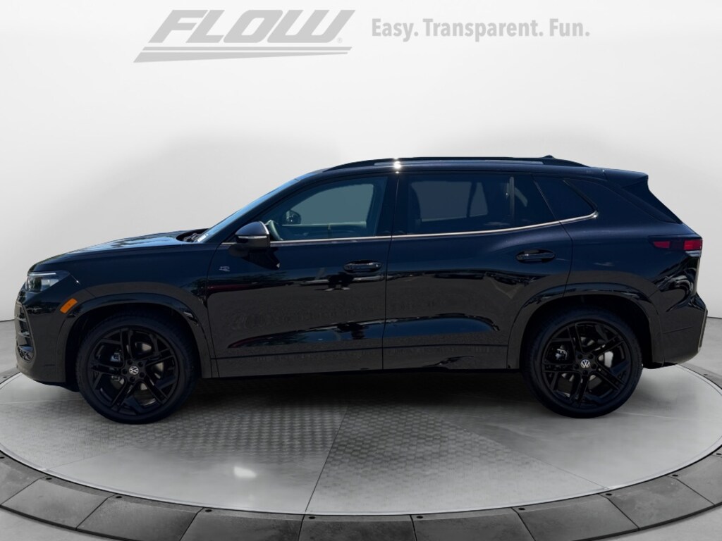 New 2026 Volkswagen Tiguan 2.0T SE R-Line Black SUV
