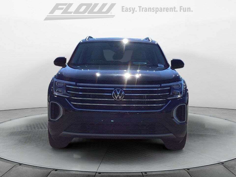 2026 Volkswagen Atlas SE Technology photo 2