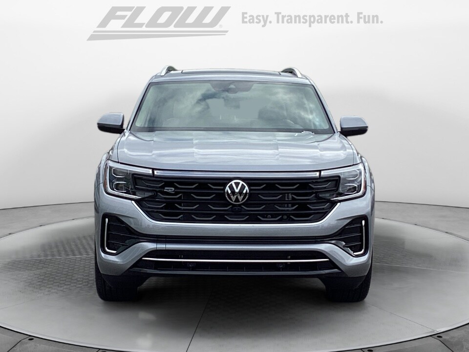 2025 Volkswagen Atlas SEL Premium R-Line photo 2