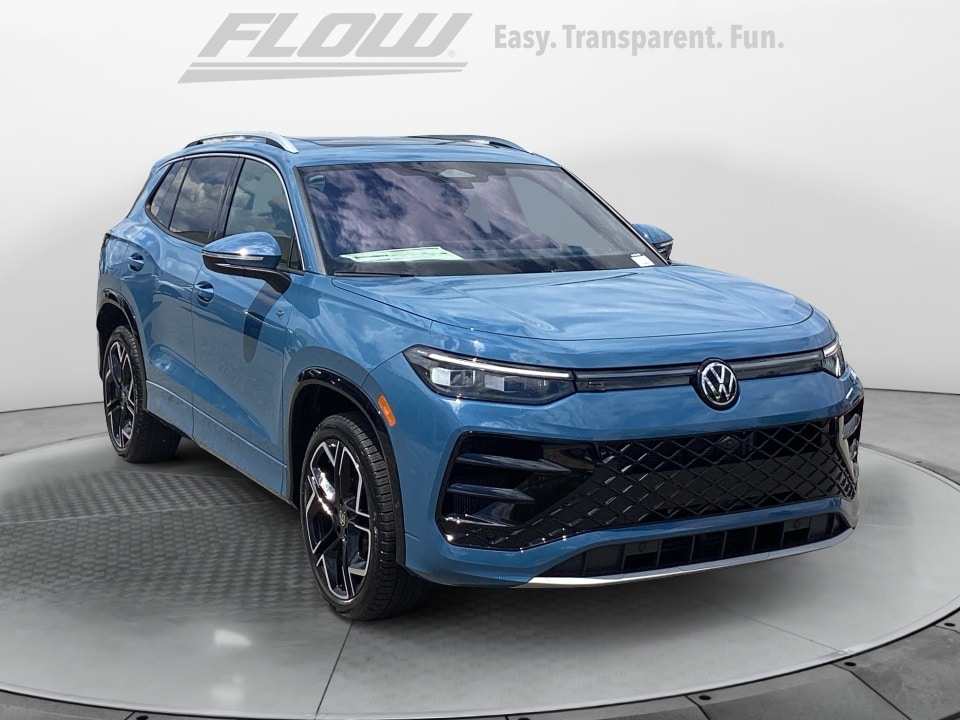 2026 Volkswagen Tiguan 2.0T SEL R-Line Turbo 4Motion's photo
