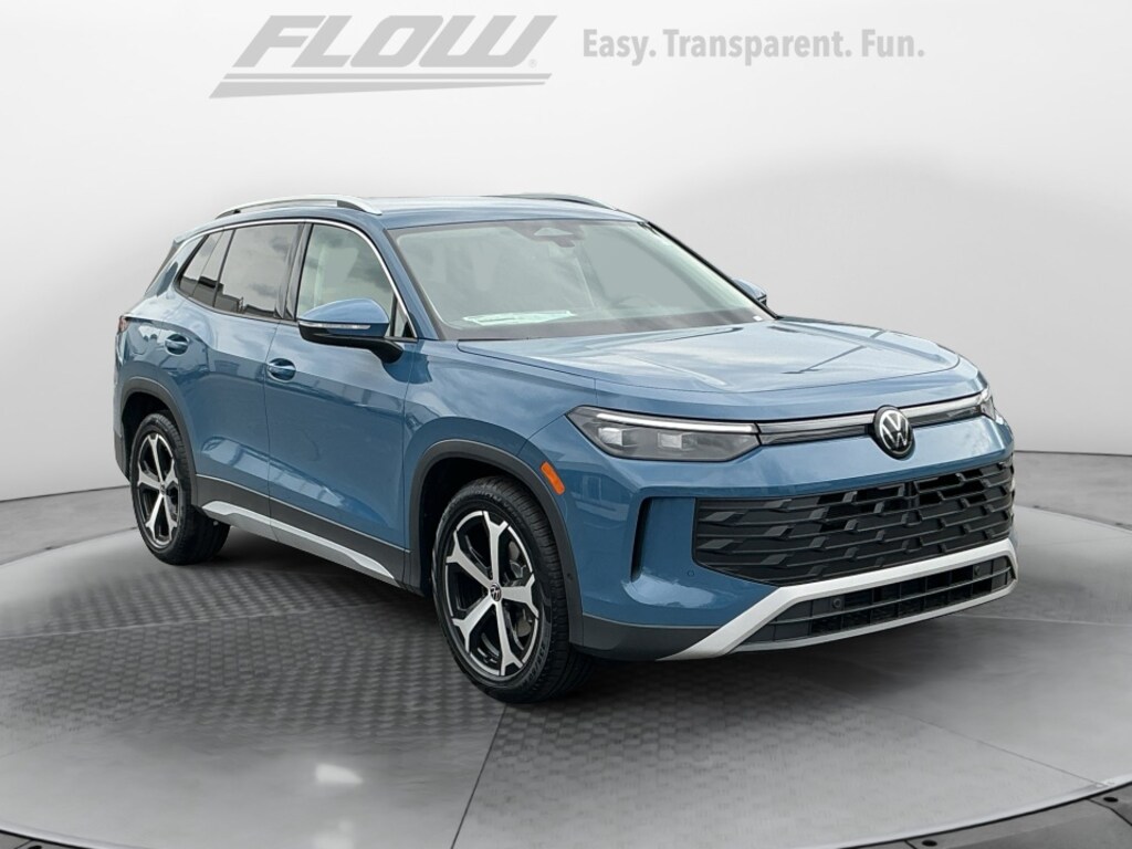 New 2026 Volkswagen Tiguan 2.0T SE SUV