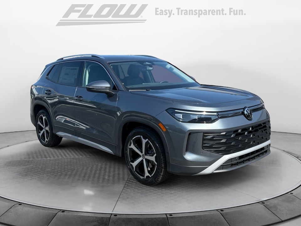 2026 Volkswagen Tiguan 2.0T SE's photo