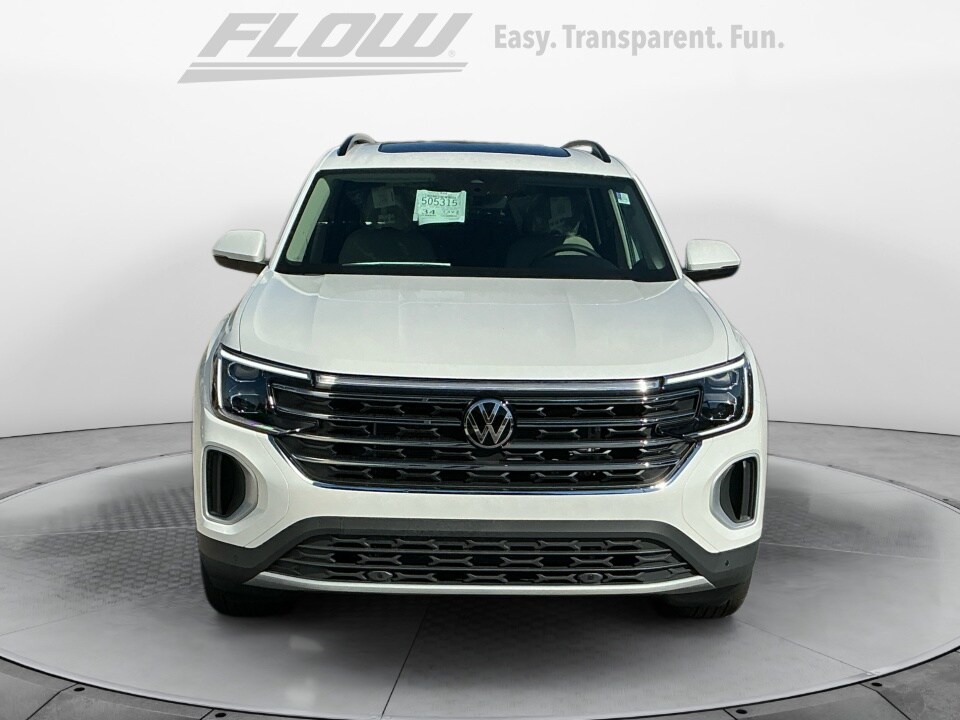 2026 Volkswagen Atlas SE Technology photo 2