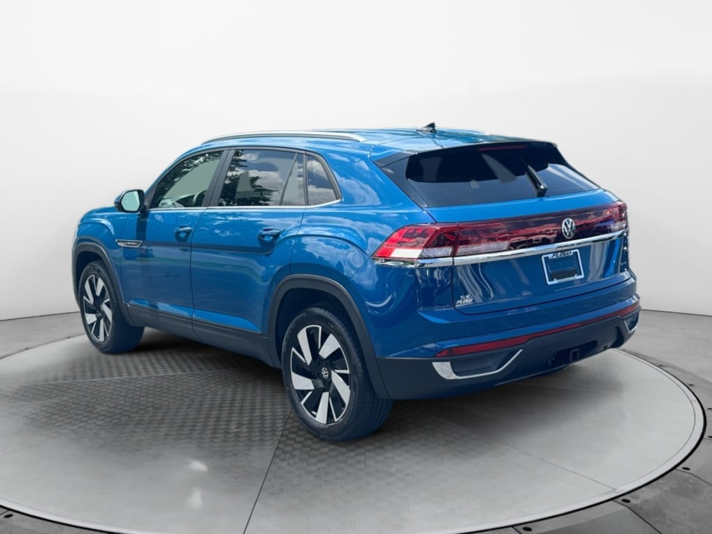 New 2026 Volkswagen Atlas Cross Sport SE w/Technology SUV