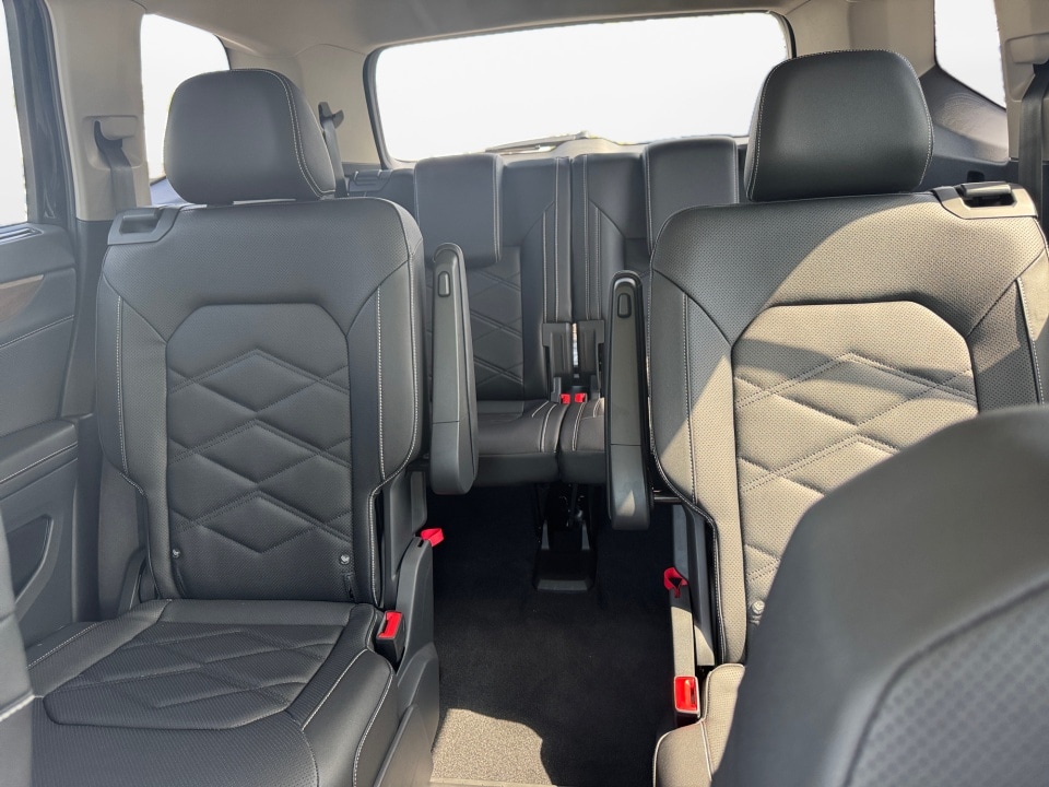 2026 Volkswagen Atlas SE w/Tech - Photo 12