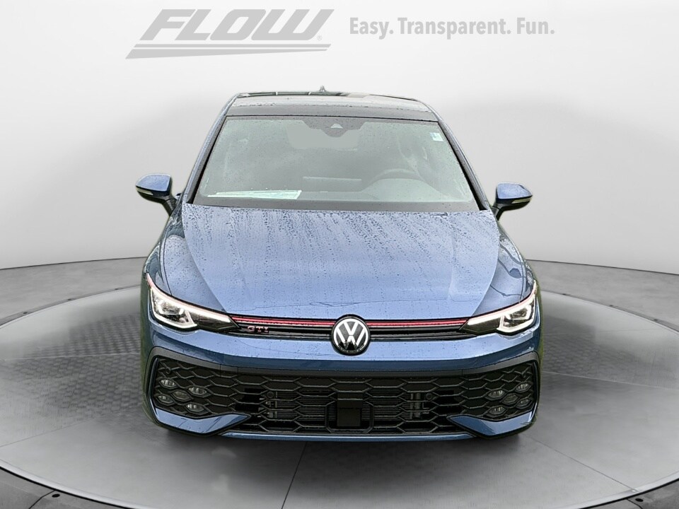 2025 Volkswagen Golf GTI SE photo 2
