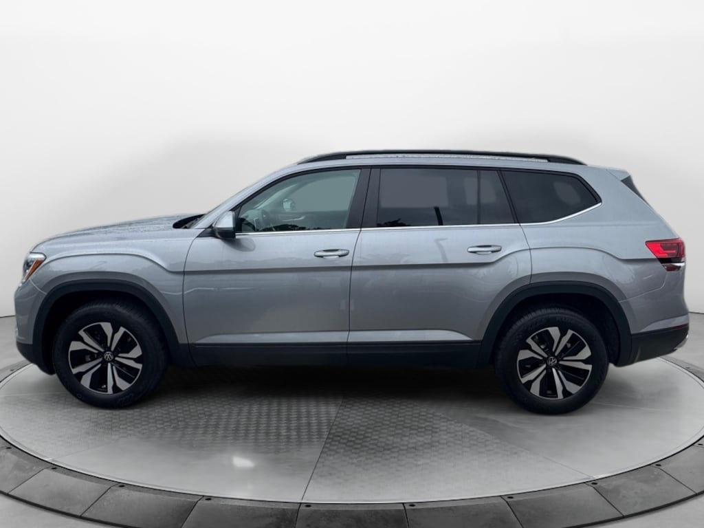 New 2026 Volkswagen Atlas SE SUV