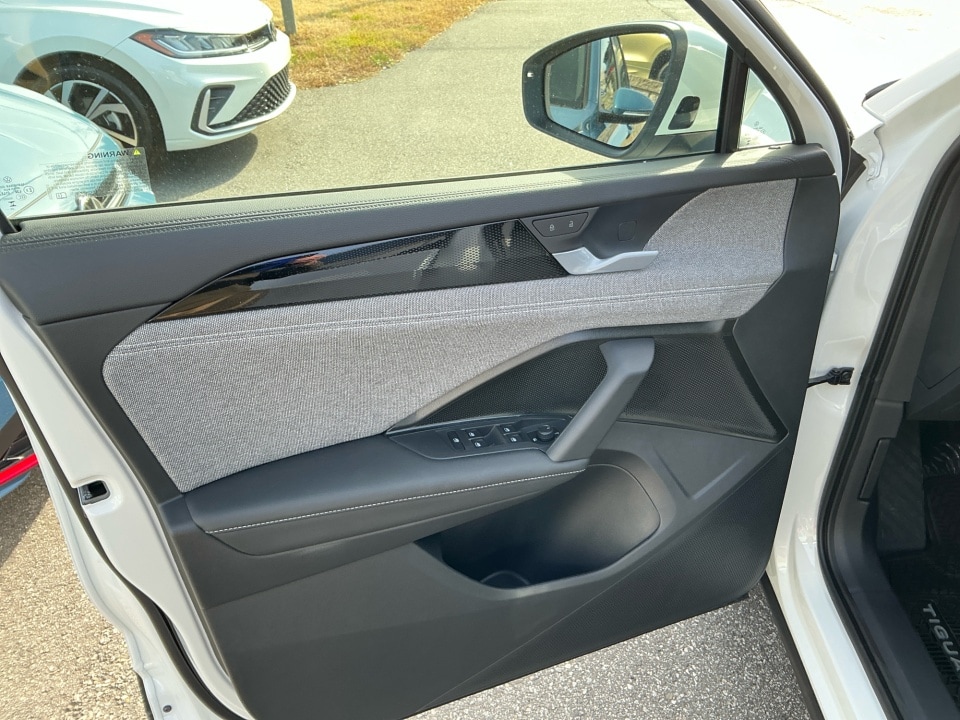 2026 Volkswagen Tiguan S - Photo 31