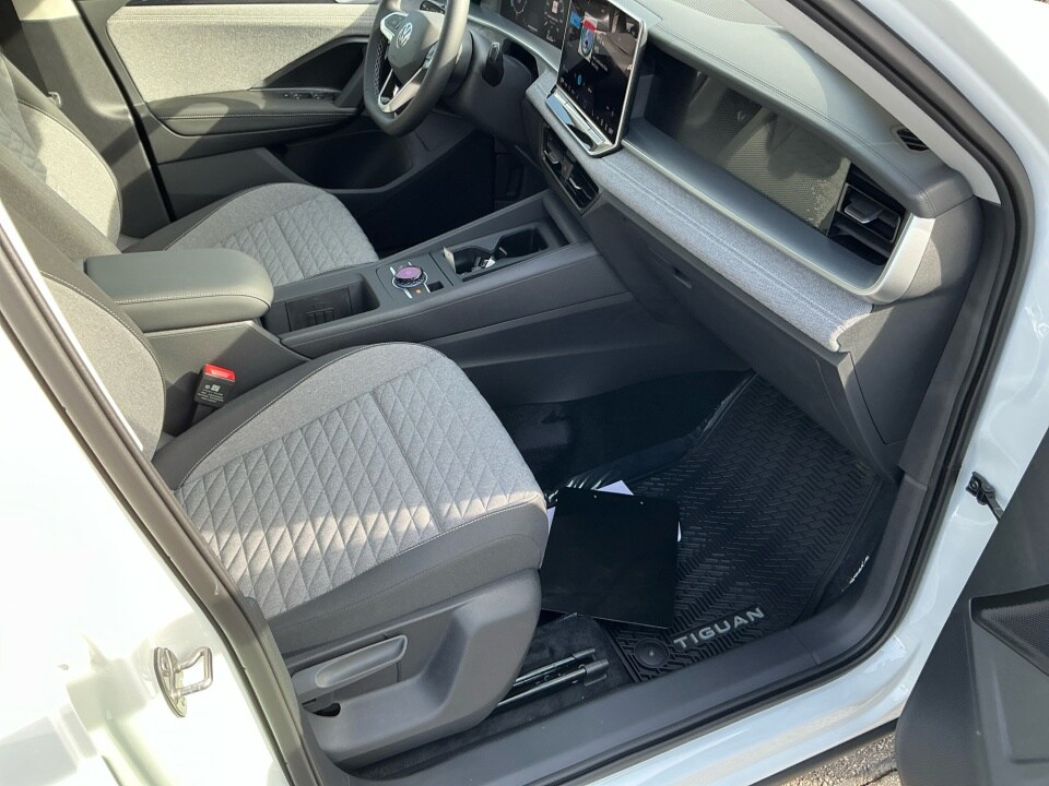 2026 Volkswagen Tiguan S - Photo 27