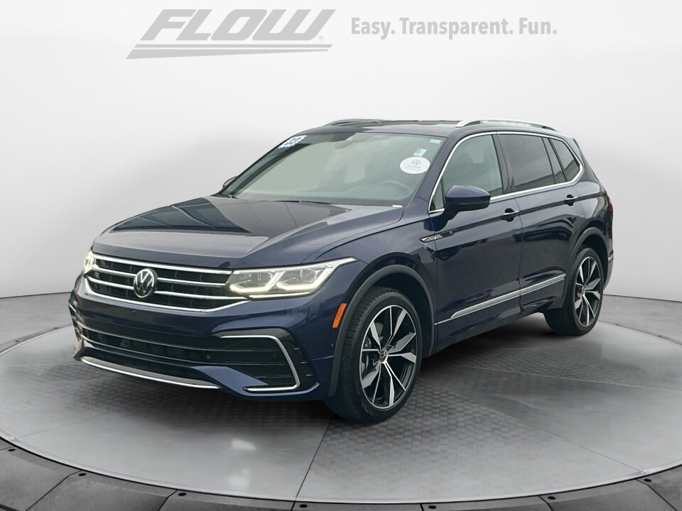 2023 Volkswagen Tiguan SEL R-Line Black photo 3