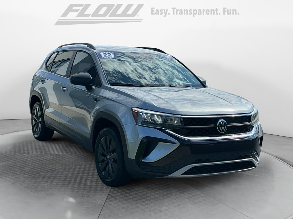 2022 Volkswagen Taos 1.5T S's photo