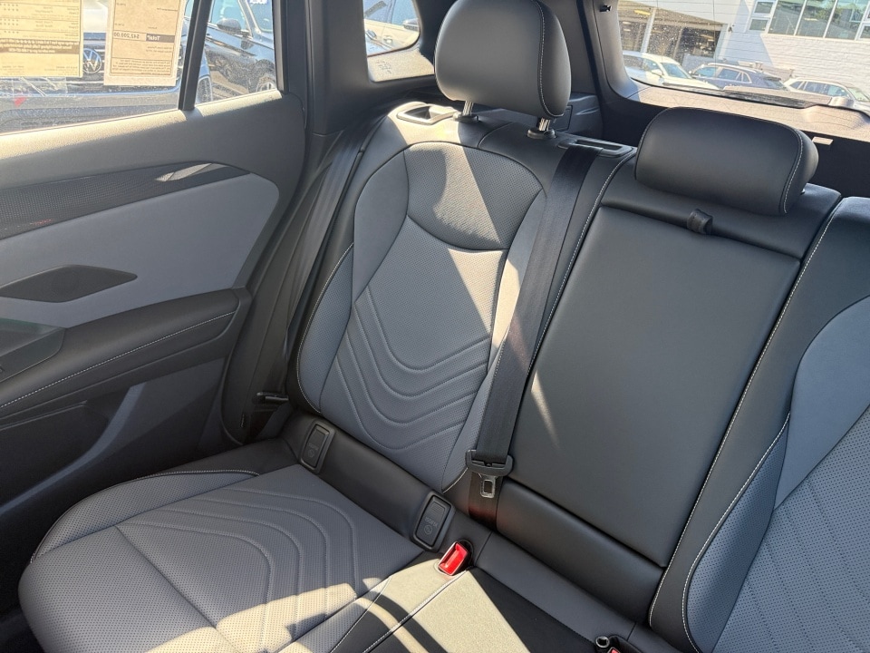 2026 Volkswagen Tiguan SE R-LINE BLACK - Photo 29