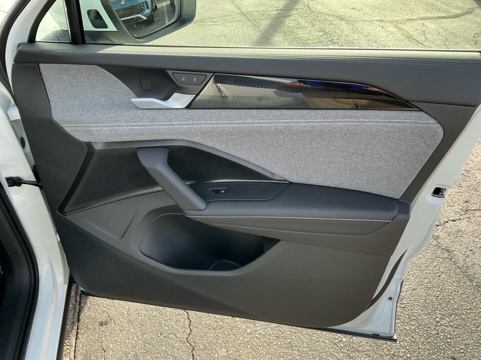 2026 Volkswagen Tiguan S - Photo 30