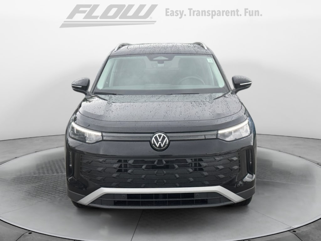 New 2026 Volkswagen Tiguan 2.0T SE SUV
