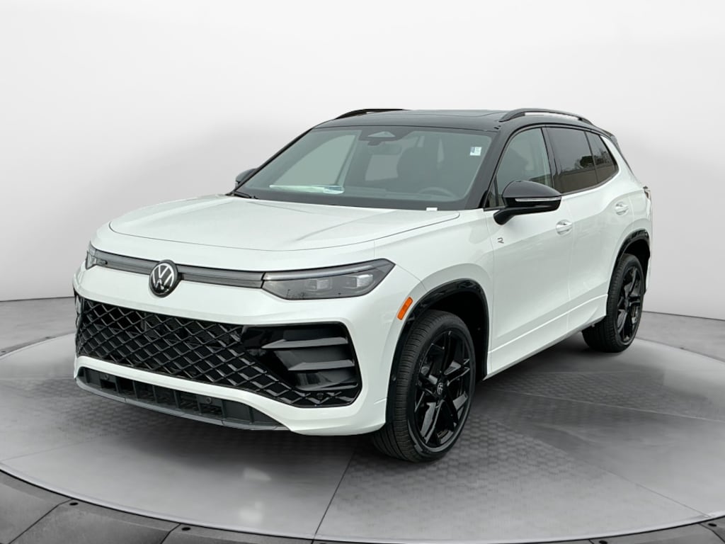 New 2026 Volkswagen Tiguan 2.0T SE R-Line Black SUV