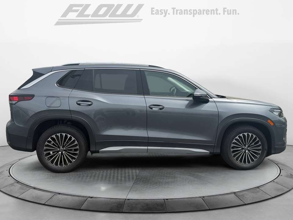 2026 Volkswagen Tiguan S - Photo 8