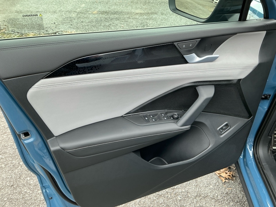 2026 Volkswagen Tiguan SE R-LINE BLACK - Photo 31