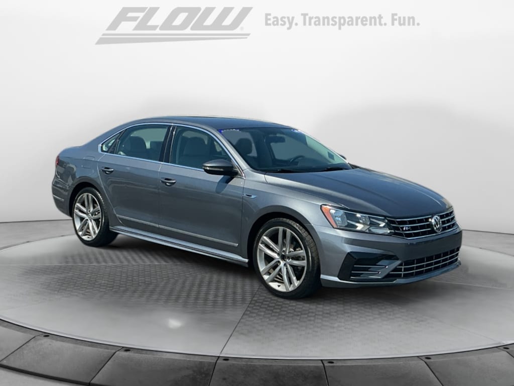 Used 2017 Volkswagen Passat 1.8T R-Line Sedan