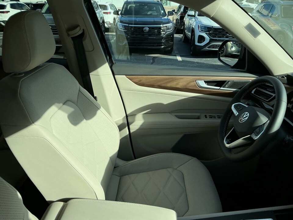 2026 Volkswagen Atlas SE - Photo 29