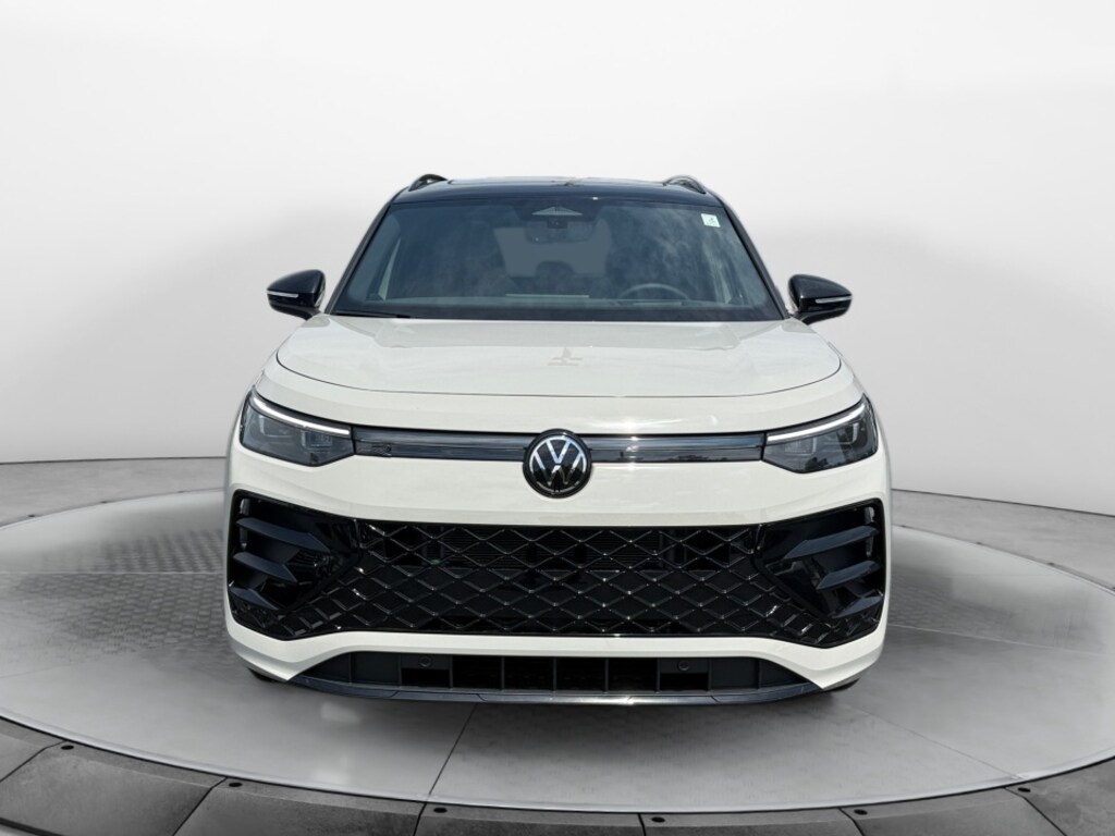 New 2026 Volkswagen Tiguan SE R-Line Black SUV
