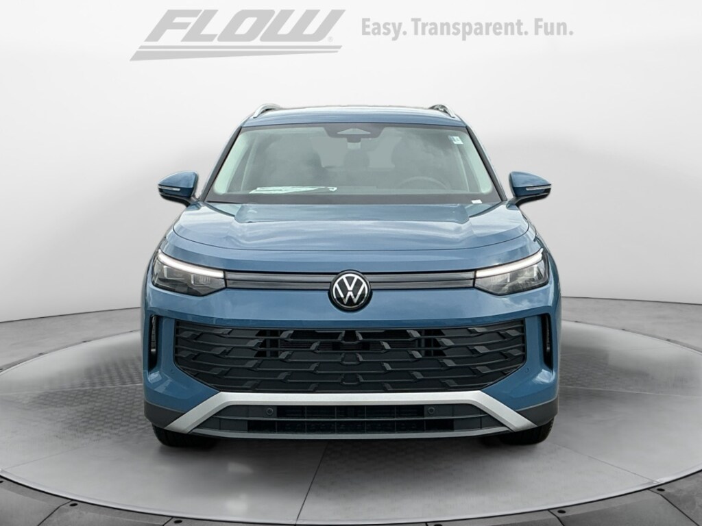 New 2026 Volkswagen Tiguan 2.0T SE SUV