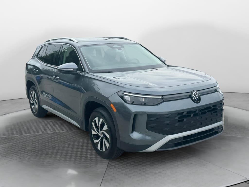 New 2026 Volkswagen Tiguan S SUV
