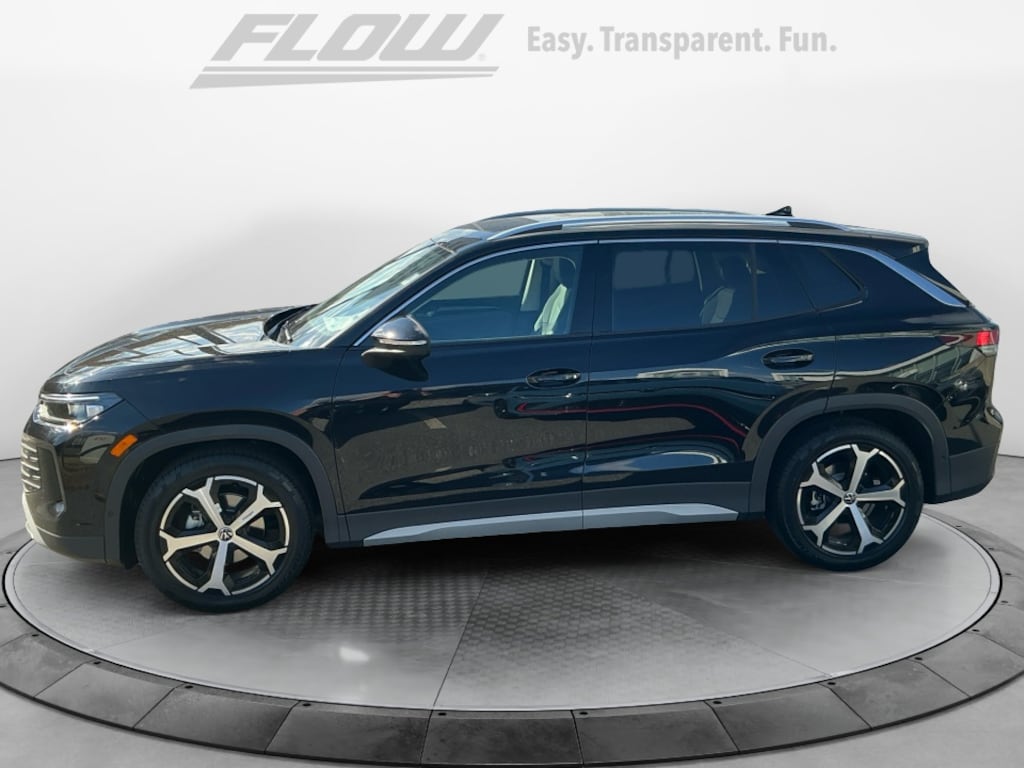 New 2026 Volkswagen Tiguan 2.0T SE SUV