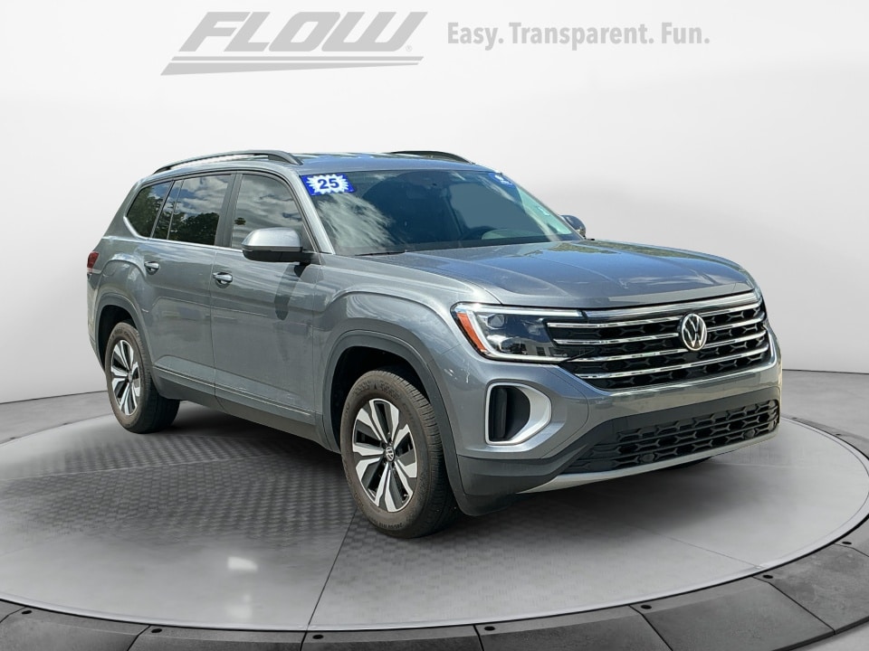 2025 Volkswagen Atlas's photo