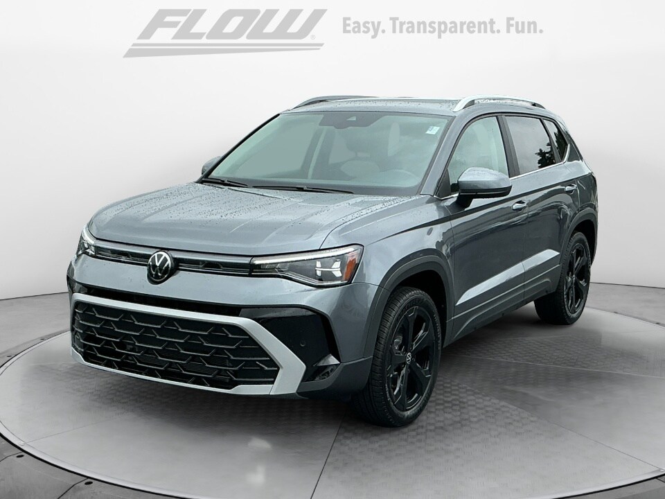 2025 Volkswagen Taos SEL photo 3