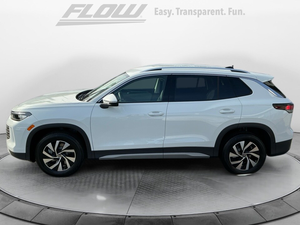 2026 Volkswagen Tiguan S photo 2