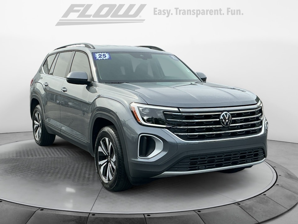 2025 Volkswagen Atlas 2.0T SE's photo