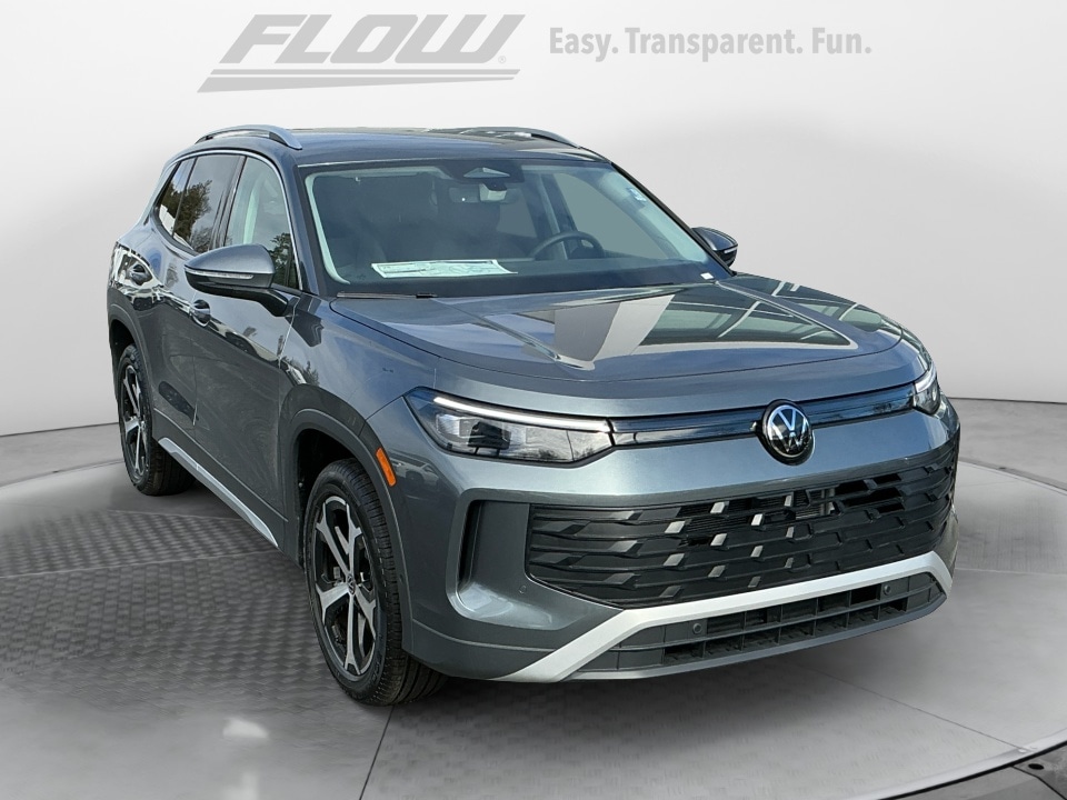 2026 Volkswagen Tiguan SE's photo