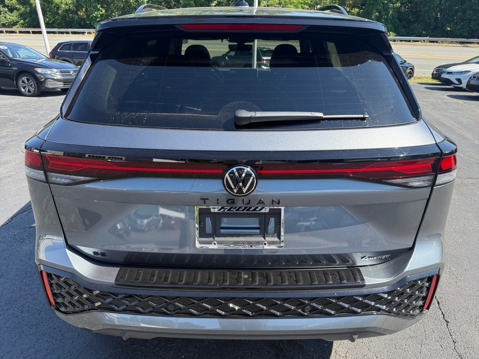 2026 Volkswagen Tiguan SE R-LINE BLACK - Photo 14