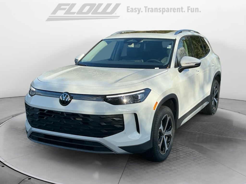 New 2026 Volkswagen Tiguan SE SUV