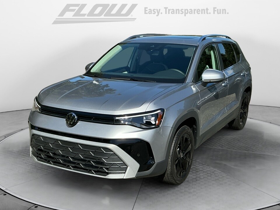 2025 Volkswagen Taos SE photo 2