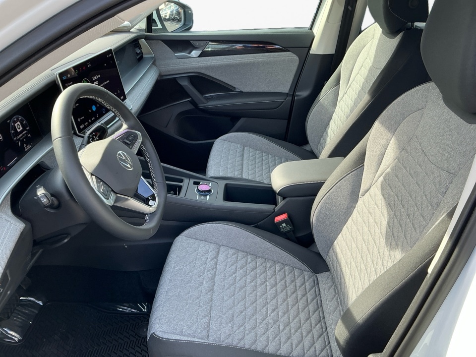 2026 Volkswagen Tiguan S - Photo 9