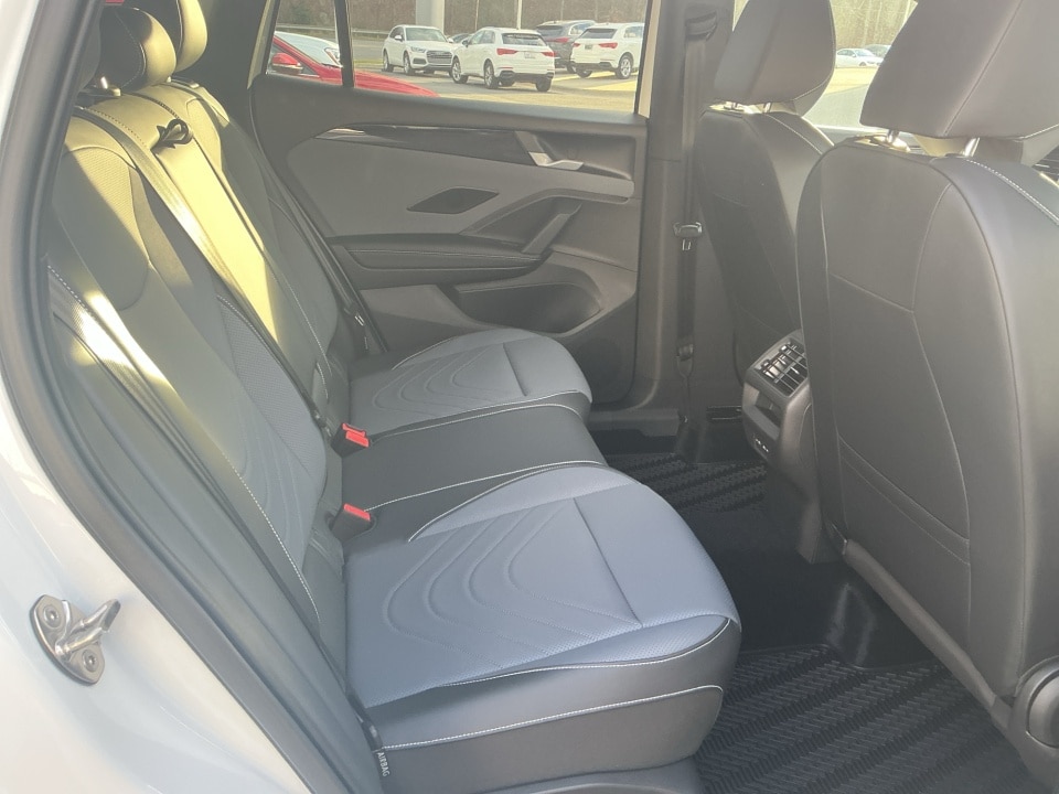 2026 Volkswagen Tiguan SE R-LINE BLACK - Photo 29