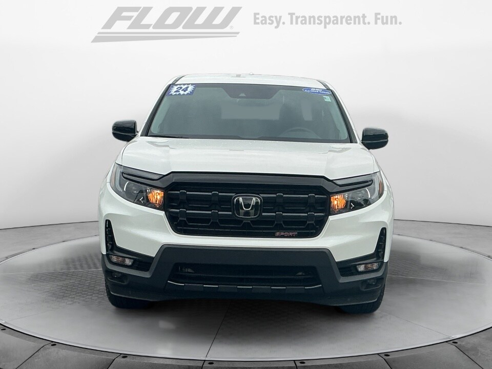 2024 Honda Ridgeline Sport photo 2