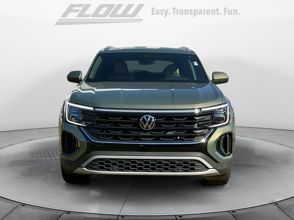 2026 Volkswagen Atlas Cross Sport SE Technology photo 2