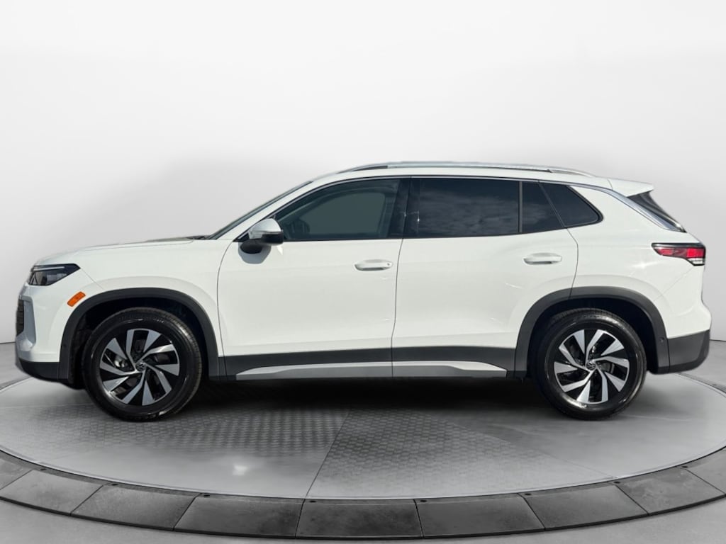 New 2026 Volkswagen Tiguan S SUV