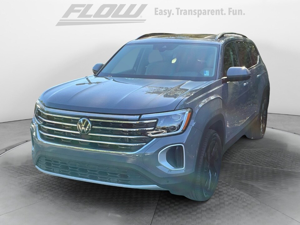 2026 Volkswagen Atlas SE Technology photo 2