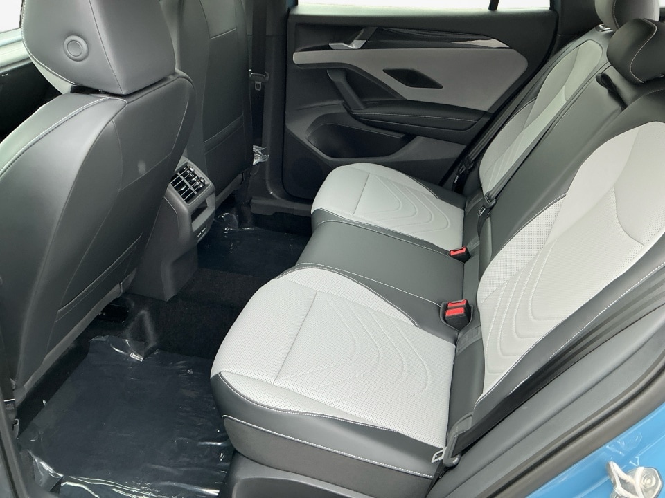 2026 Volkswagen Tiguan SE R-LINE BLACK - Photo 12
