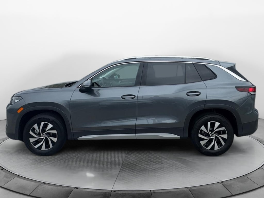 New 2026 Volkswagen Tiguan S SUV