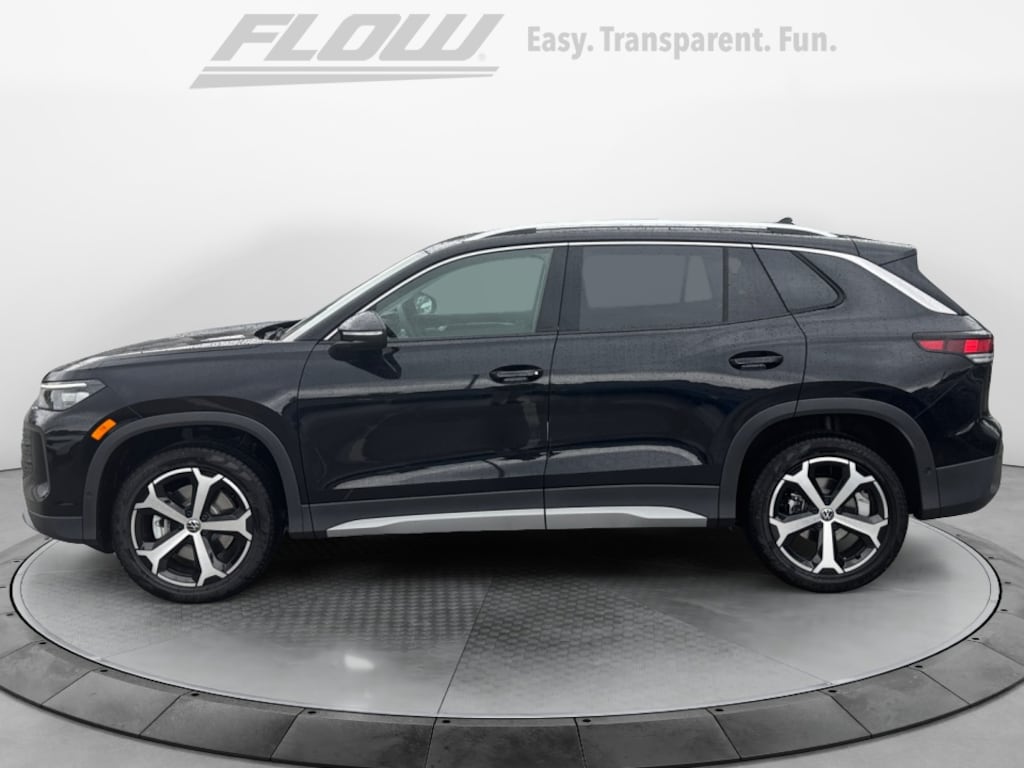 New 2026 Volkswagen Tiguan 2.0T SE SUV
