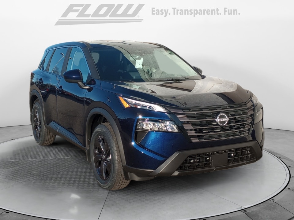 2026 Nissan Rogue SV's photo